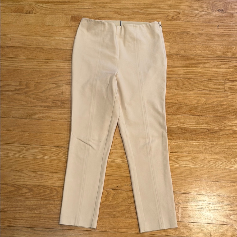 Elie Tahari cream stretch pants